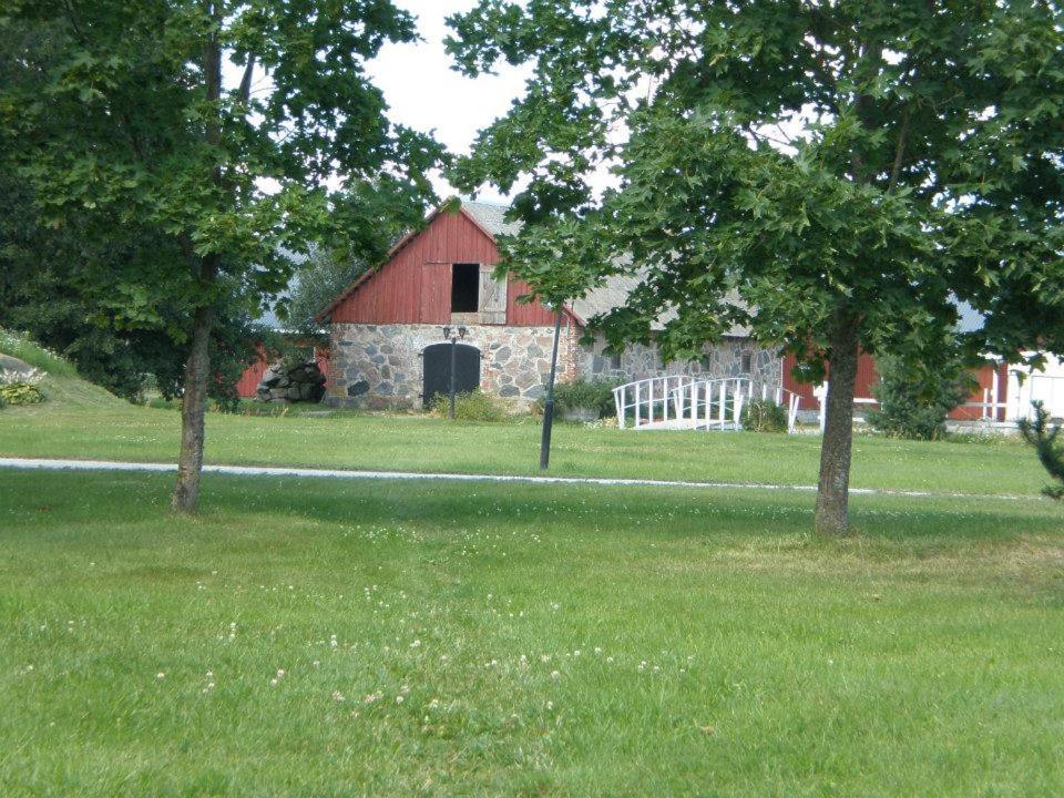 Sassi Talu Horsefarm Hotel Parnumaa Exterior foto